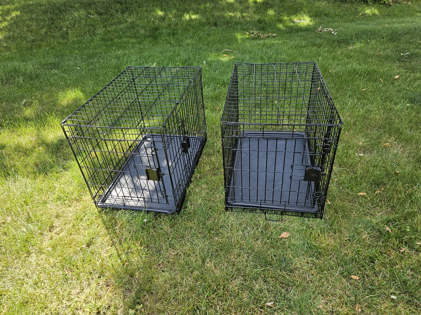Two Black Metal Dog Crates - photo 3