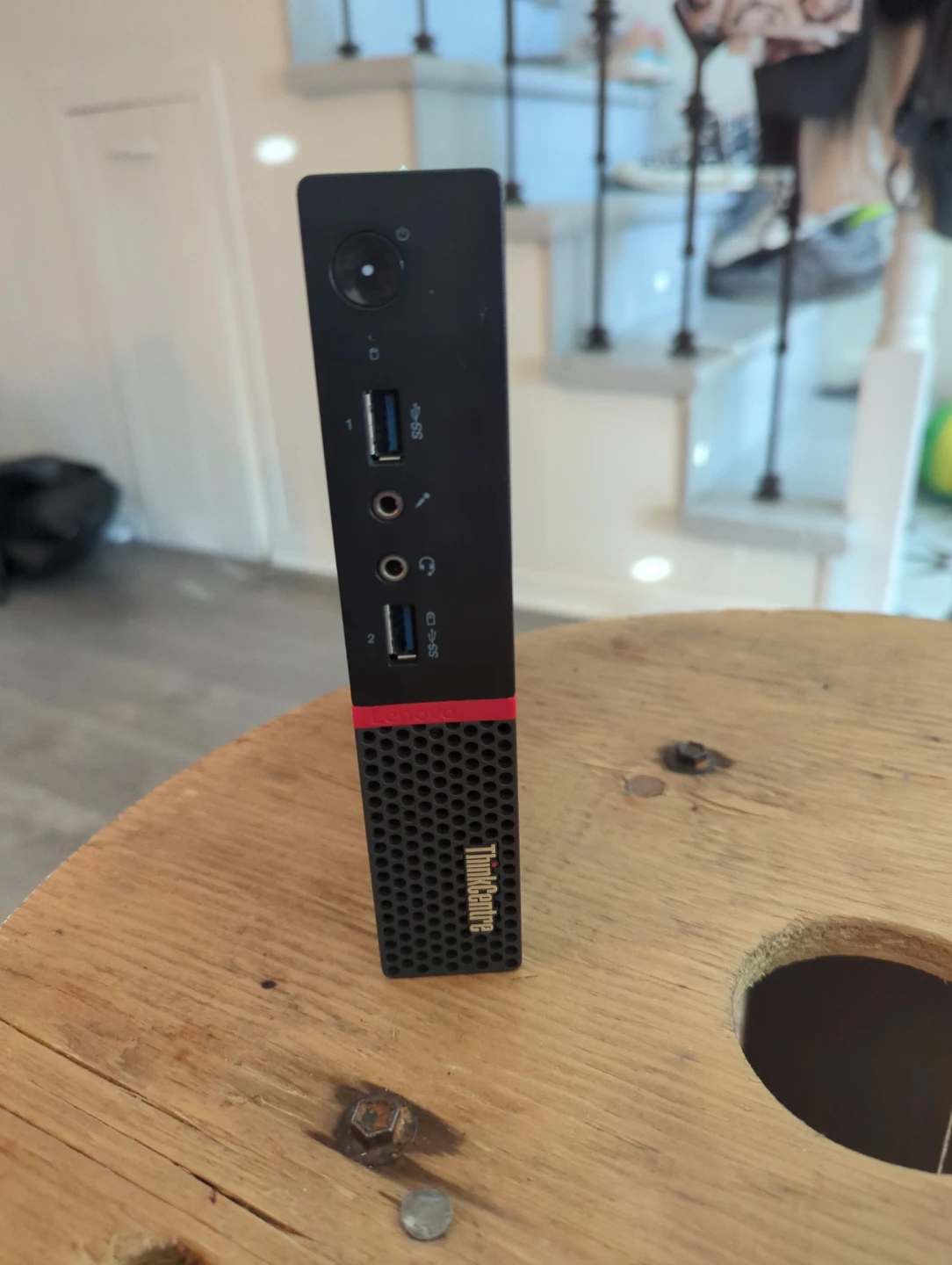 Lenovo ThinkCentre M900 Tiny Desktop Computer - photo 4