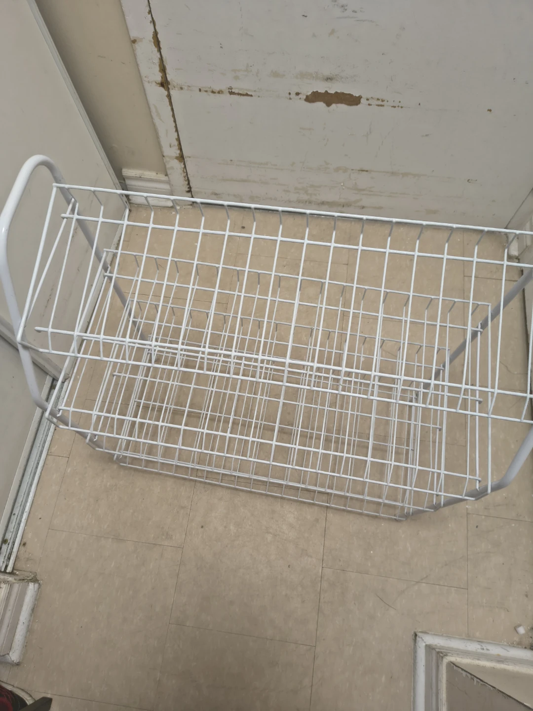 A 4 Tier shoe rack