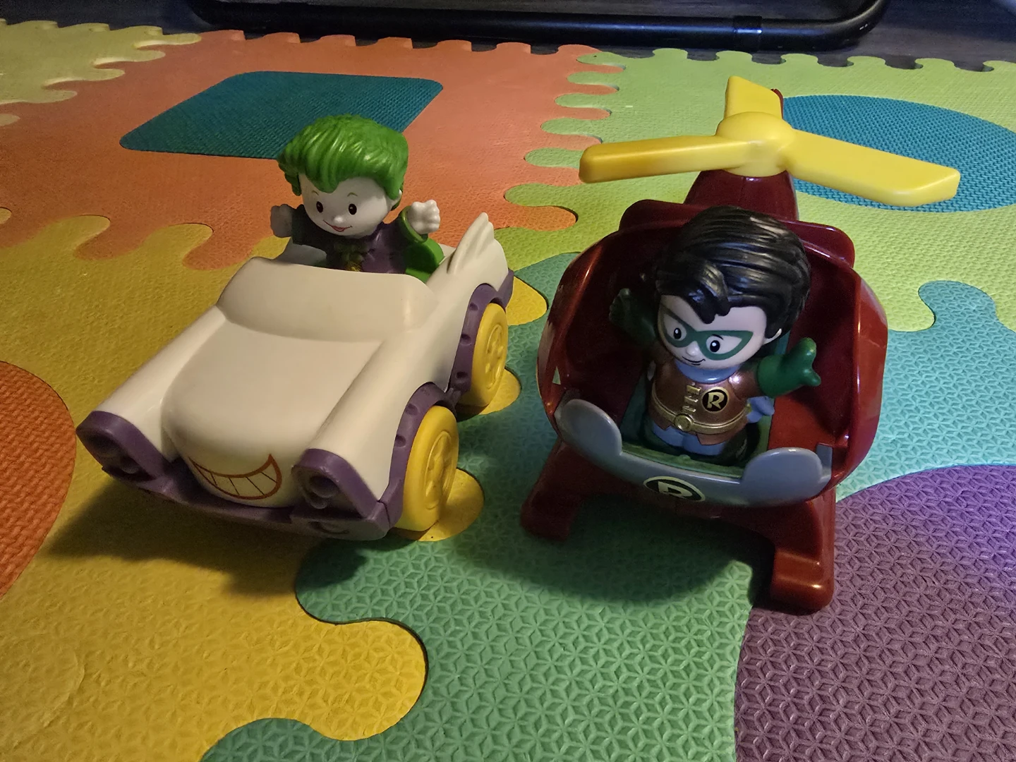 Fisher Price Little People - Joker & Robin - photo 2