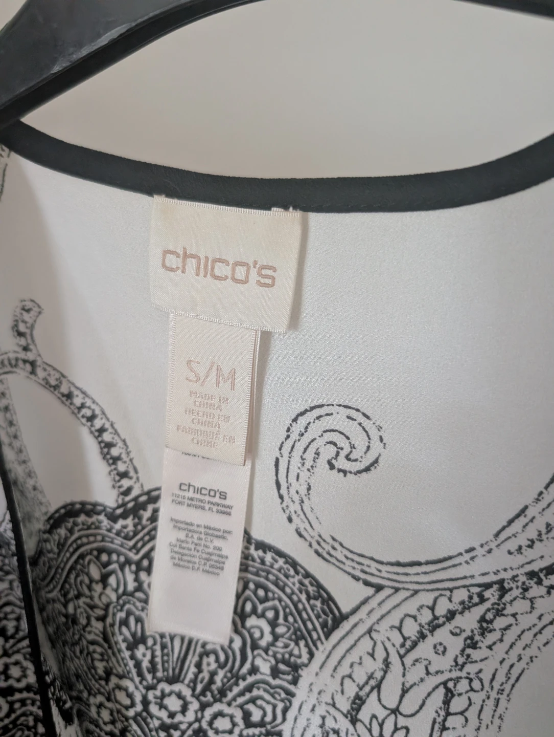 Chico's S/M Black & White Paisley Shall - photo 2