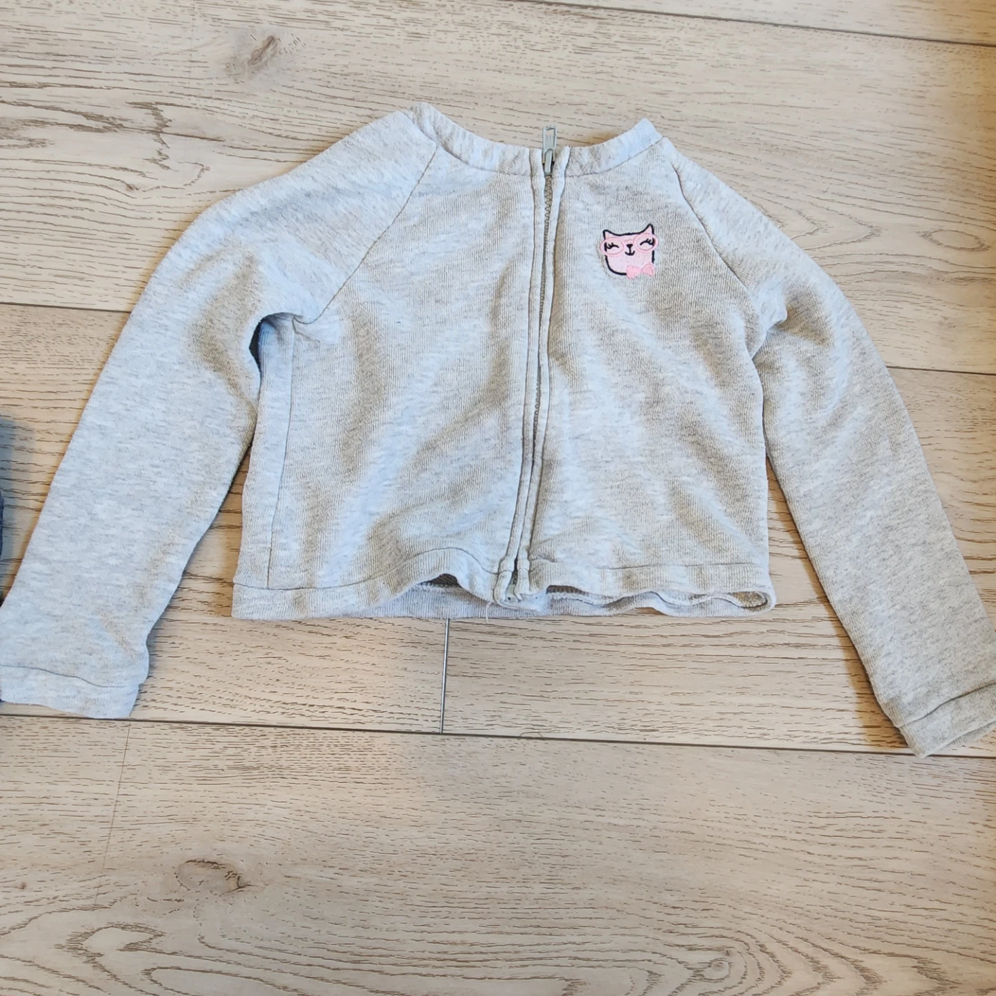 4/5T girls pants & sweaters - photo 3
