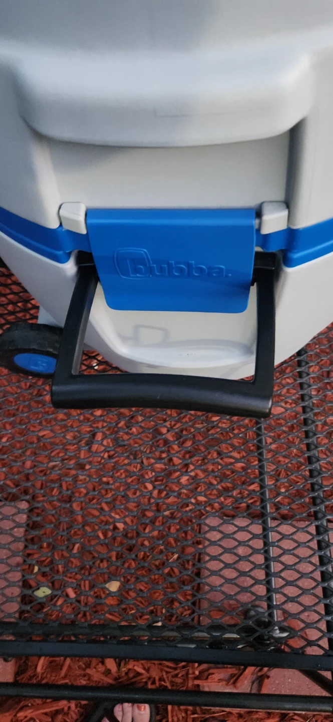 Bubba Cooler with Wheels - photo 2
