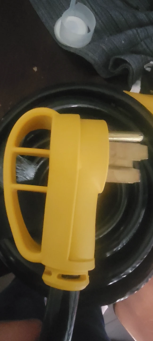 RV/EV Extension Cord 30FT 50A Black-Yellow - photo 4