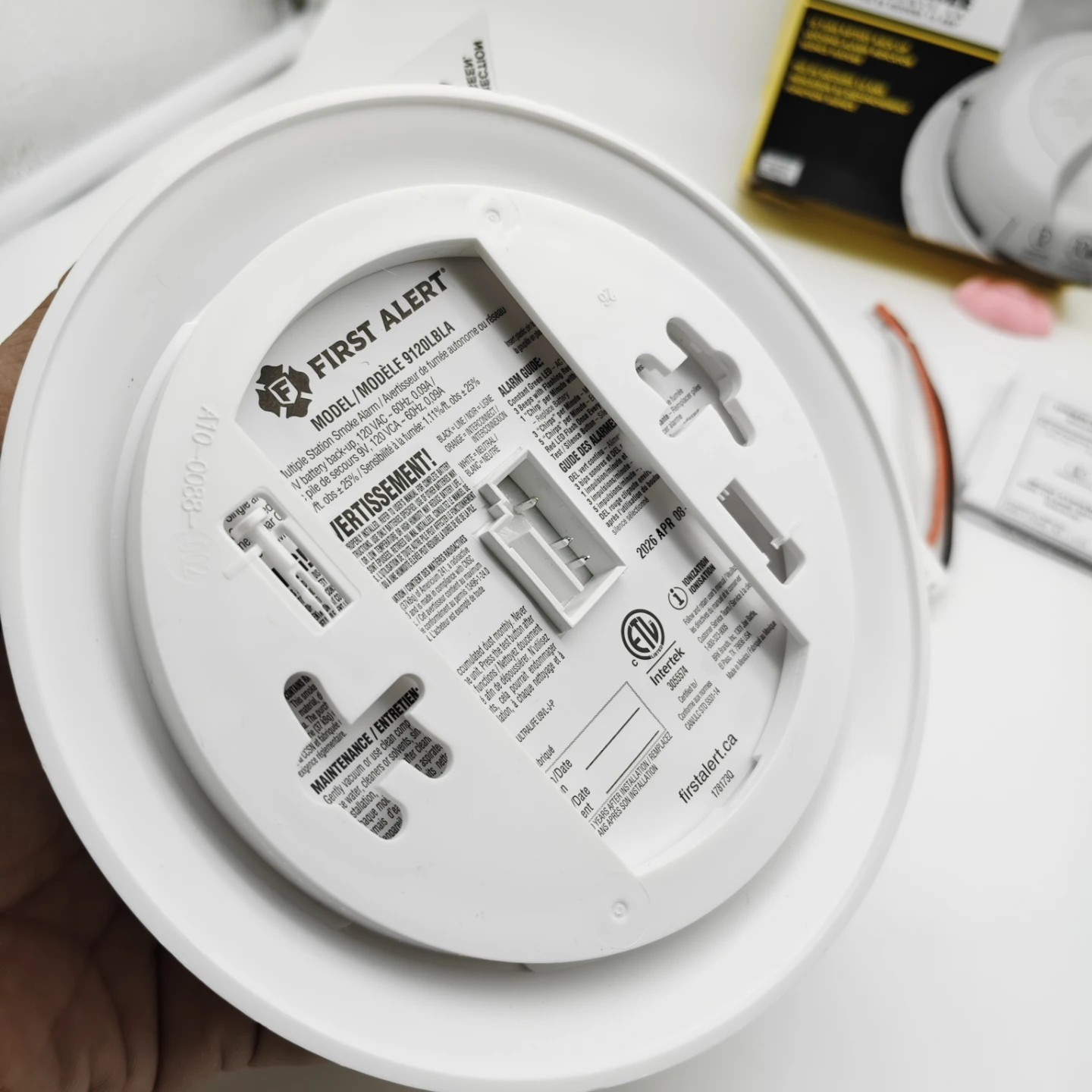 First Alert Smoke Alarm Model 9120LBLA - photo 3