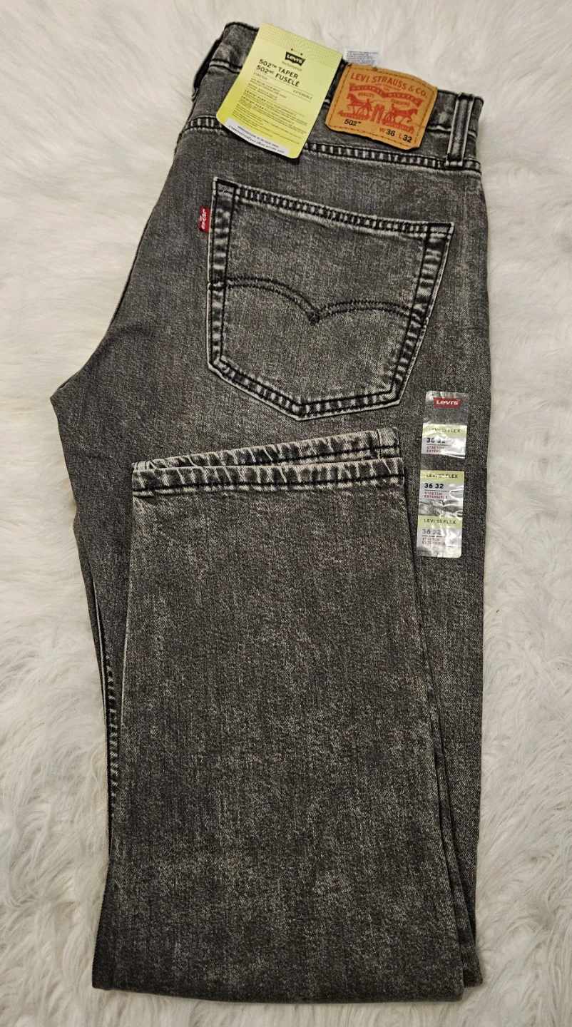 Men's Levi's 502 Taper Fit Jeans Size 30x32