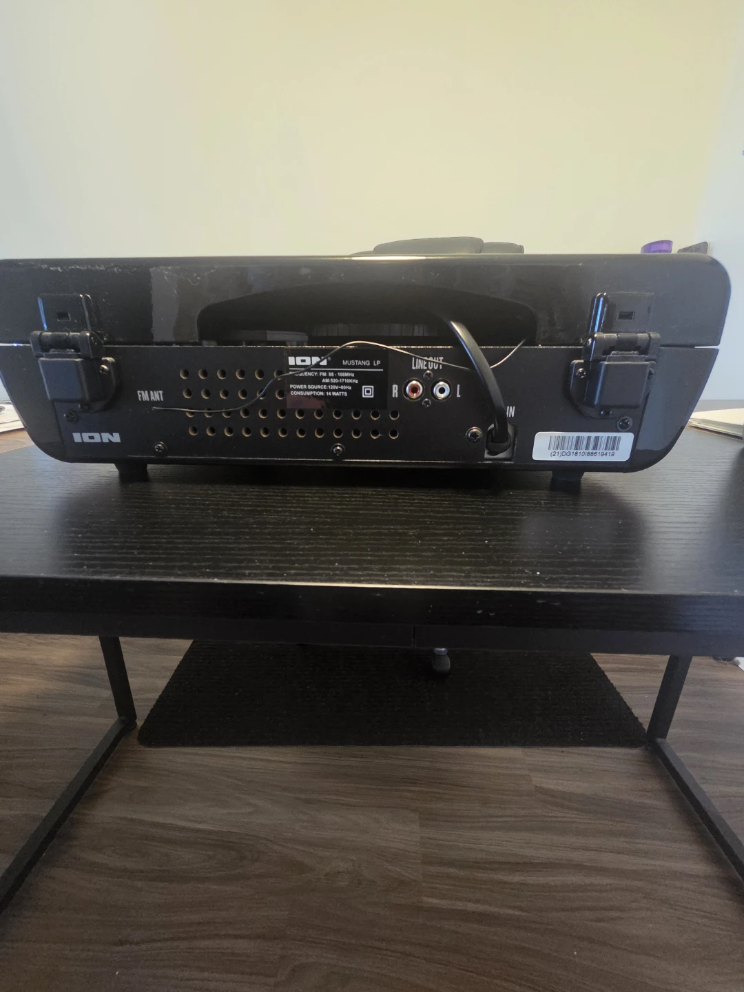 Classic mustang style record player/ radio - photo 2