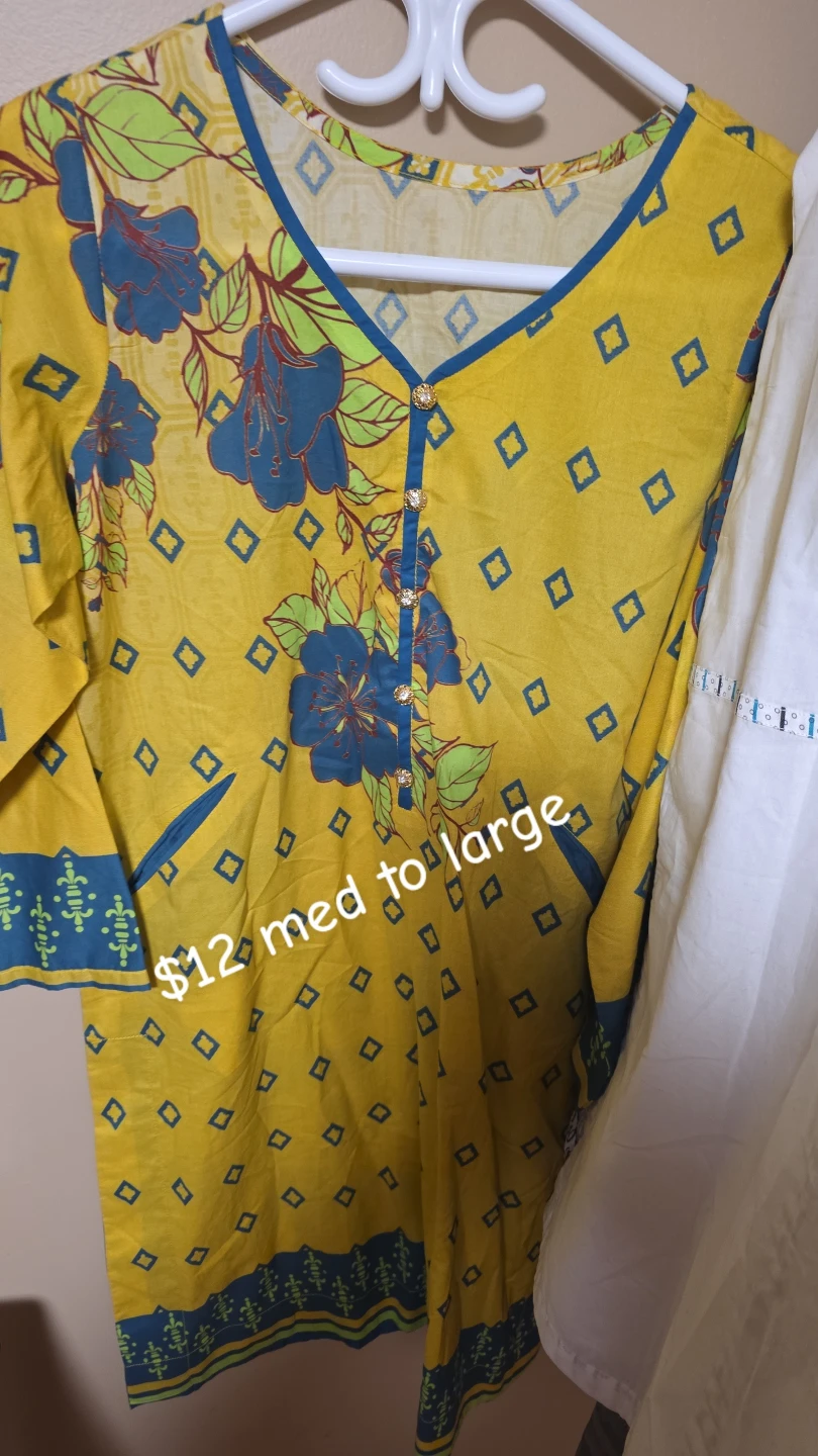 Clearance summer Tops - Various Sizes and Colours - photo 3