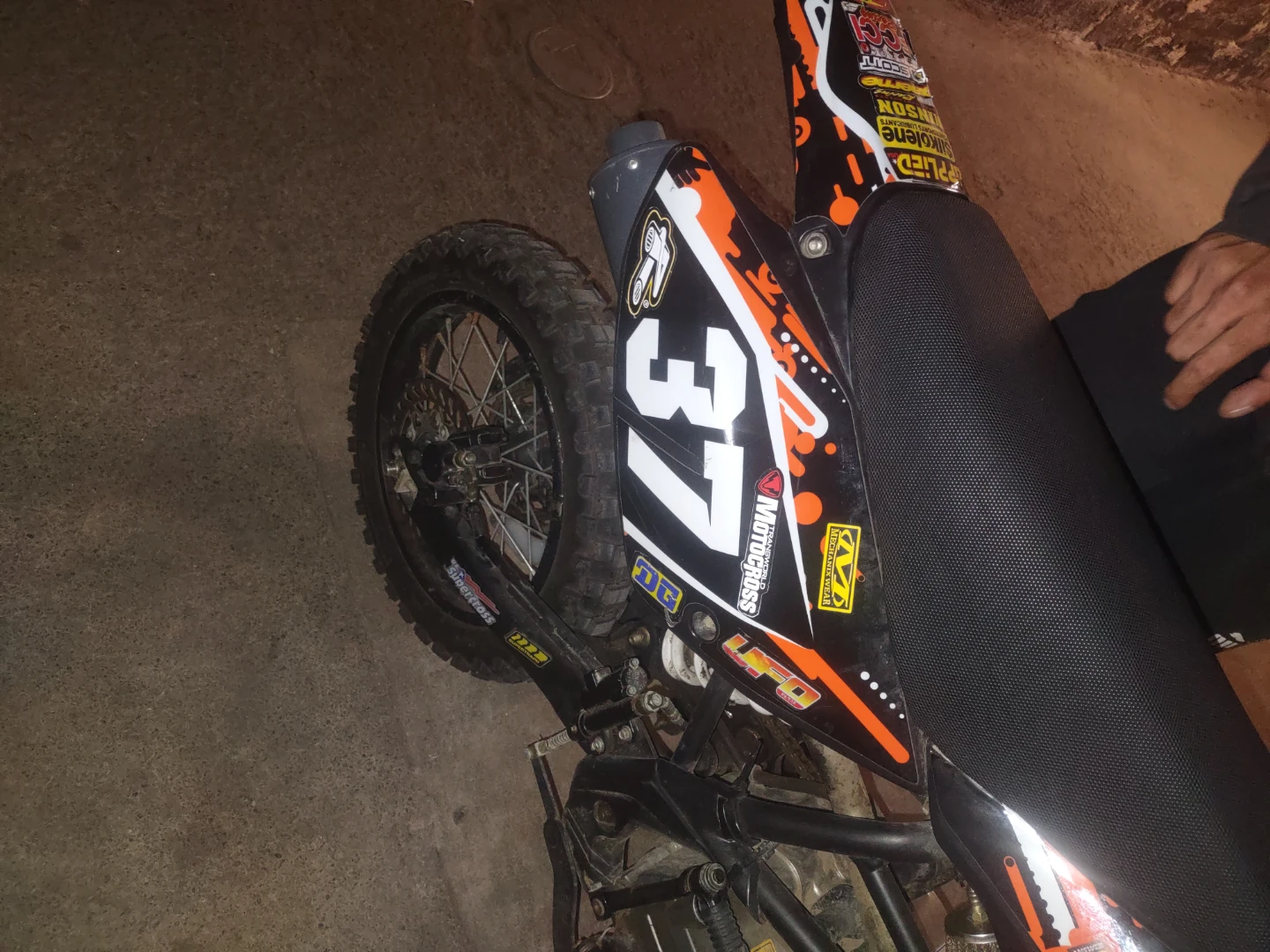Apollo AGB-37 125cc Dirt Bike – Runs Great - photo 4