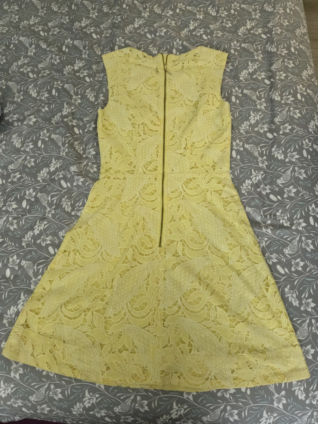 H&M - Yellow Lace Dress size 2 - photo 2
