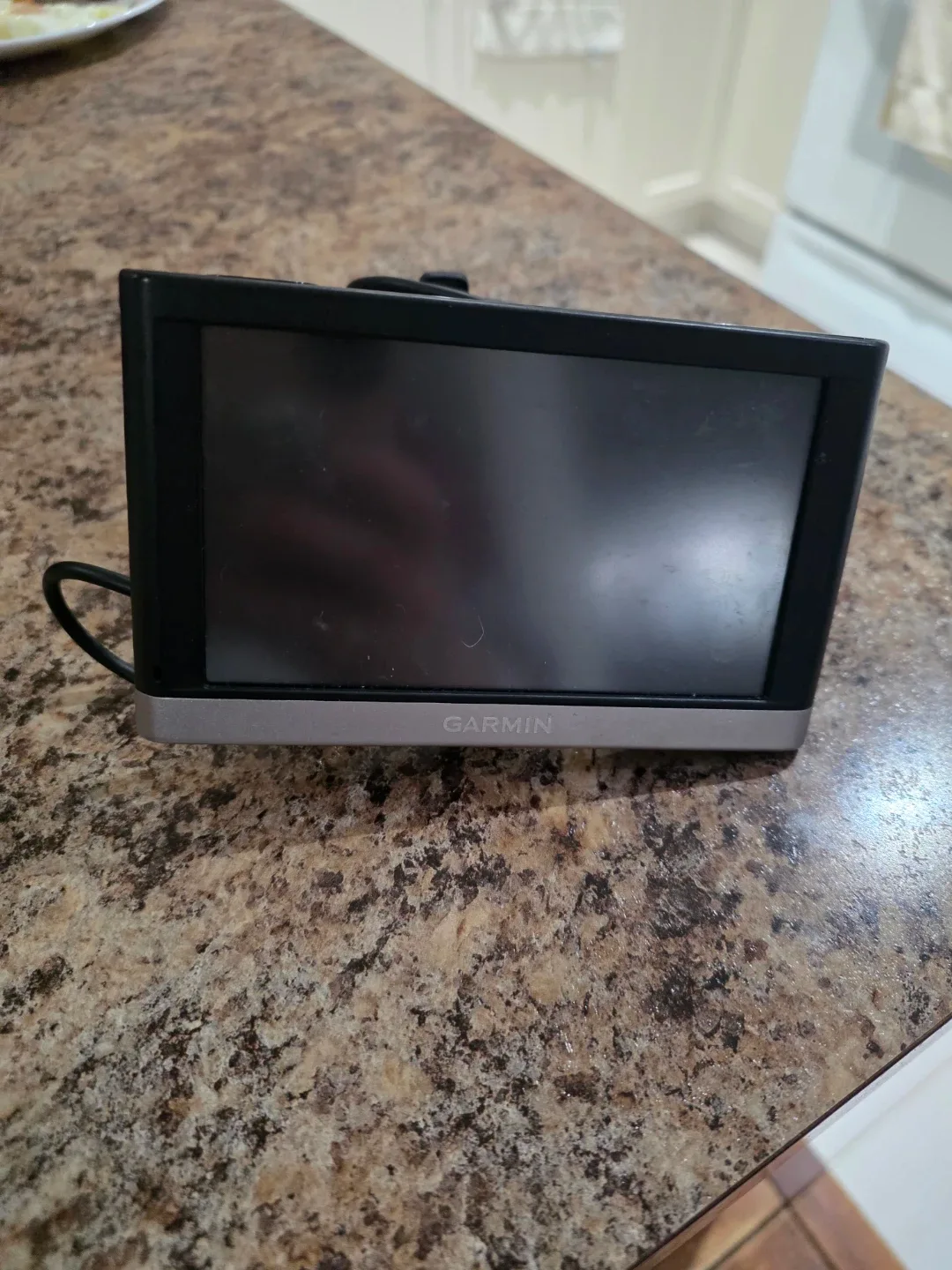 Garmin GPS Navigator with Car Charger and Mount