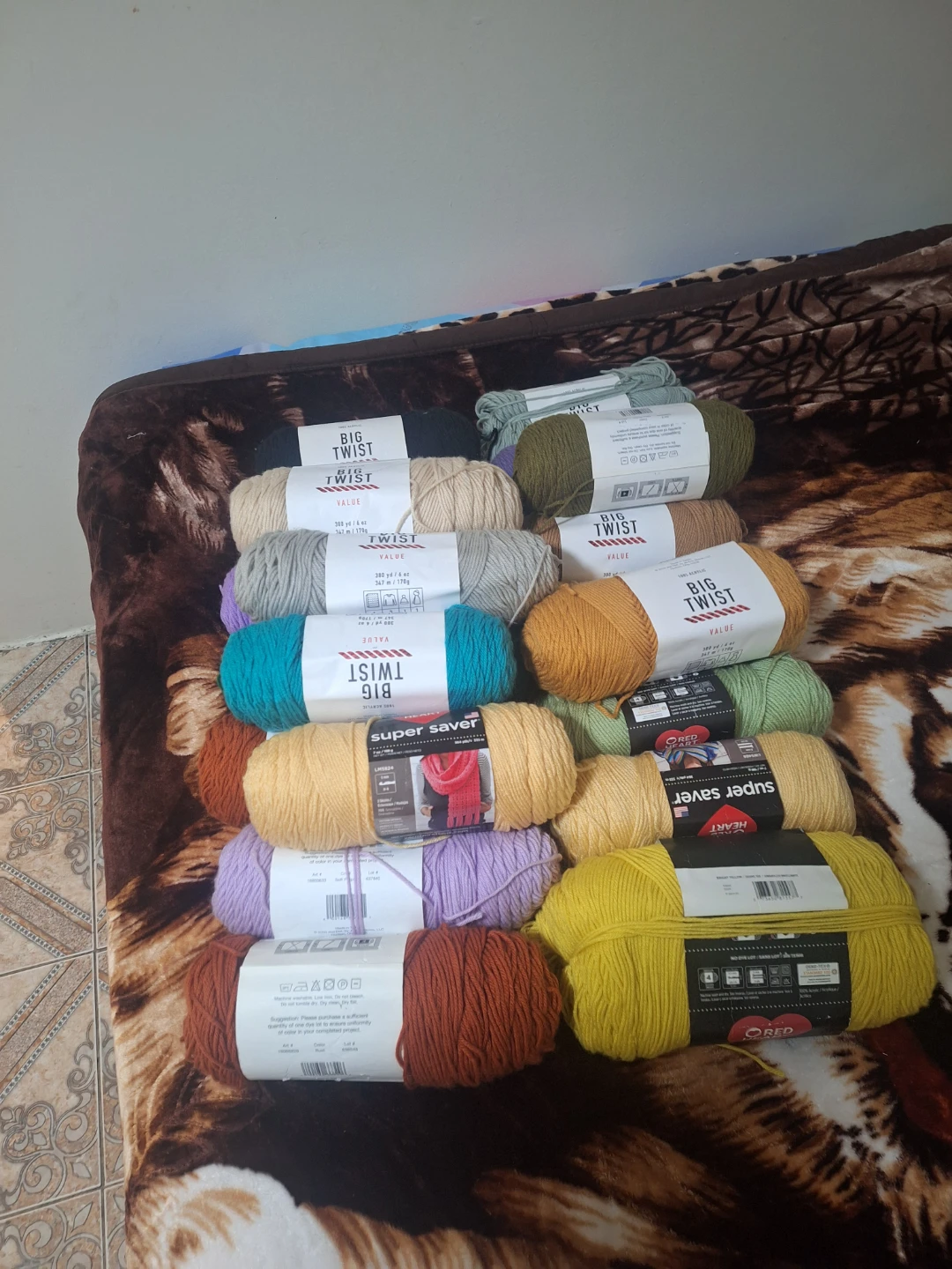20 Big Twist & Red Heart Yarn Bundle