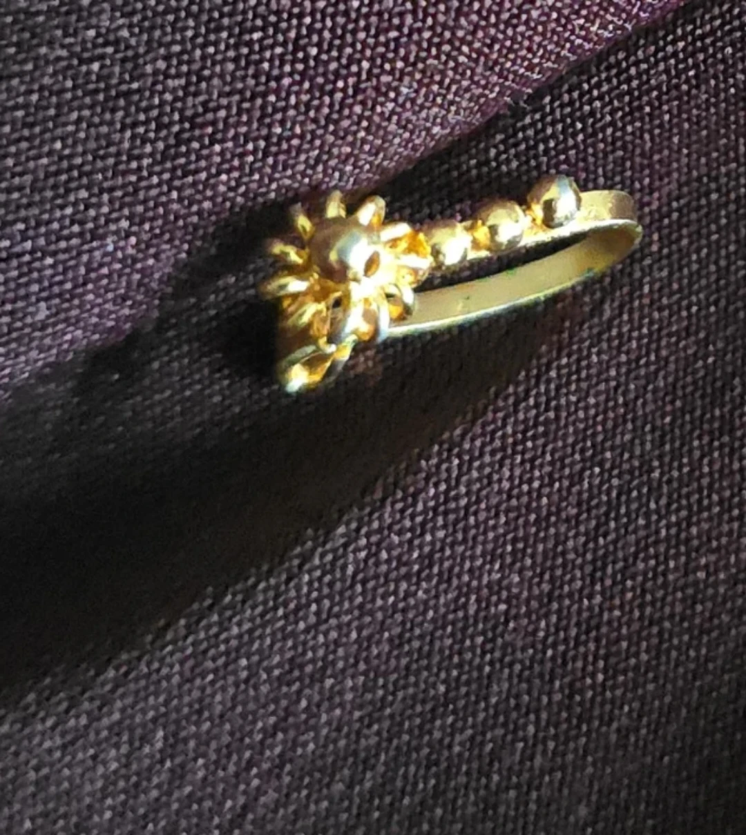 New Gold  tone press on nose pin