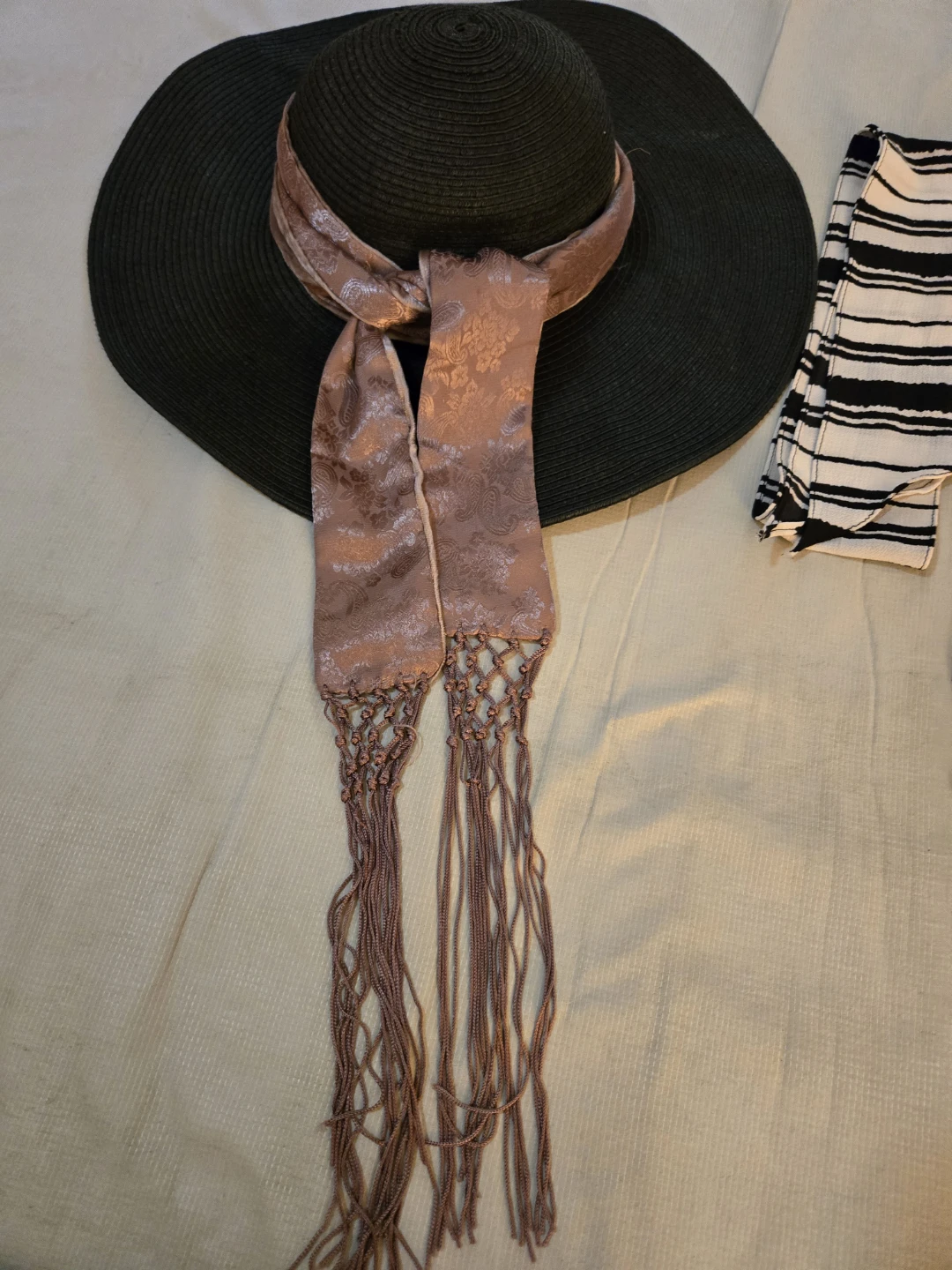 Wide Brim Black Hat with Scarves - photo 2