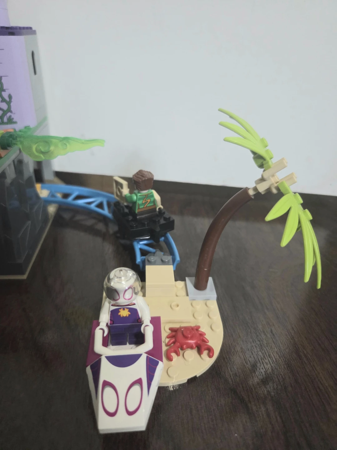 Lego Team Spidey at Green Goblin's Lighthouse - photo 3