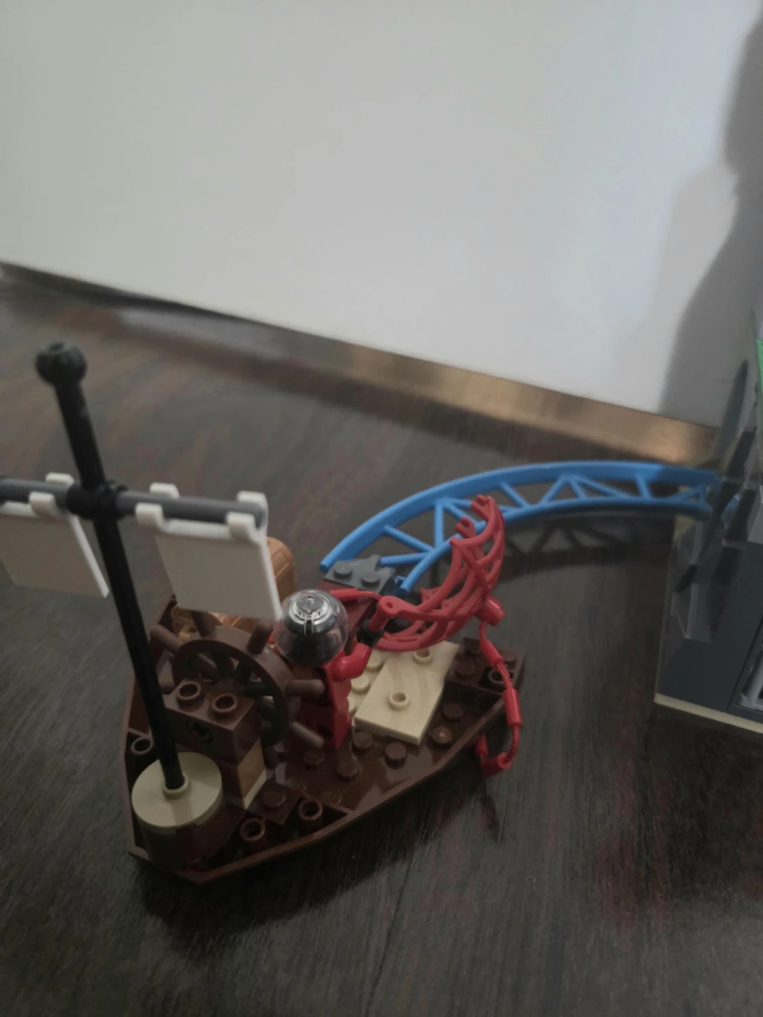 Lego Team Spidey at Green Goblin's Lighthouse - photo 4