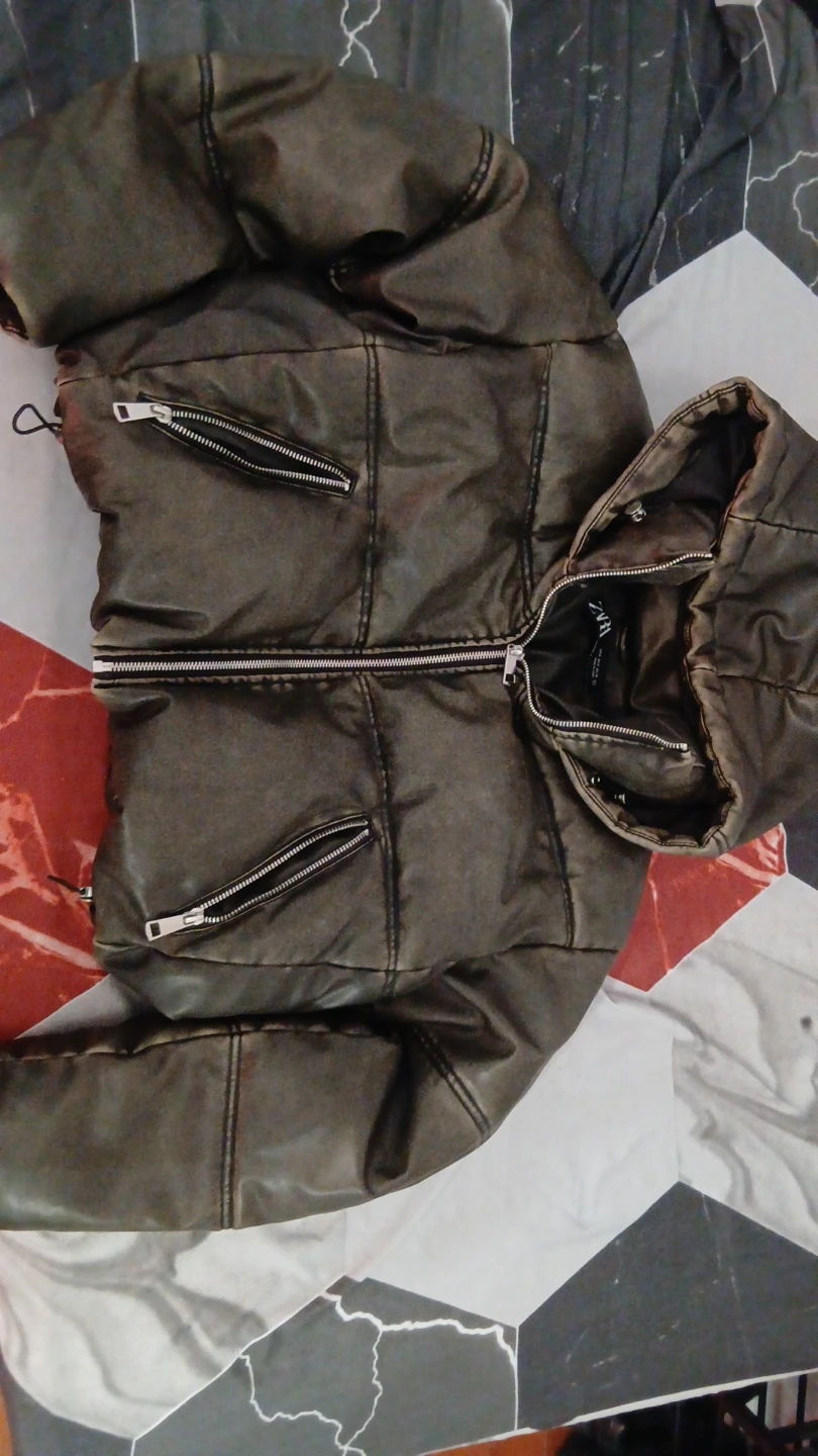 ZARA Puffer Jacket - Faux Leather - Women's Small - photo 2