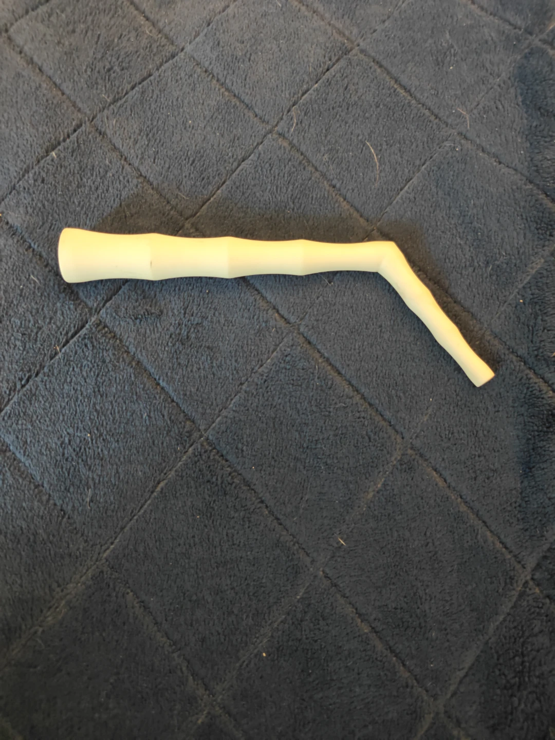 minimalist, bamboo-style tepi