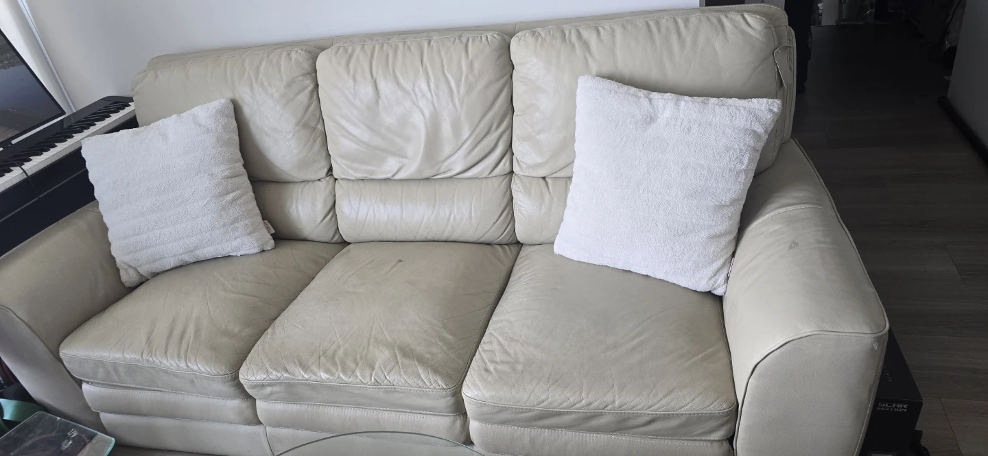 FREE SOFA - photo 2