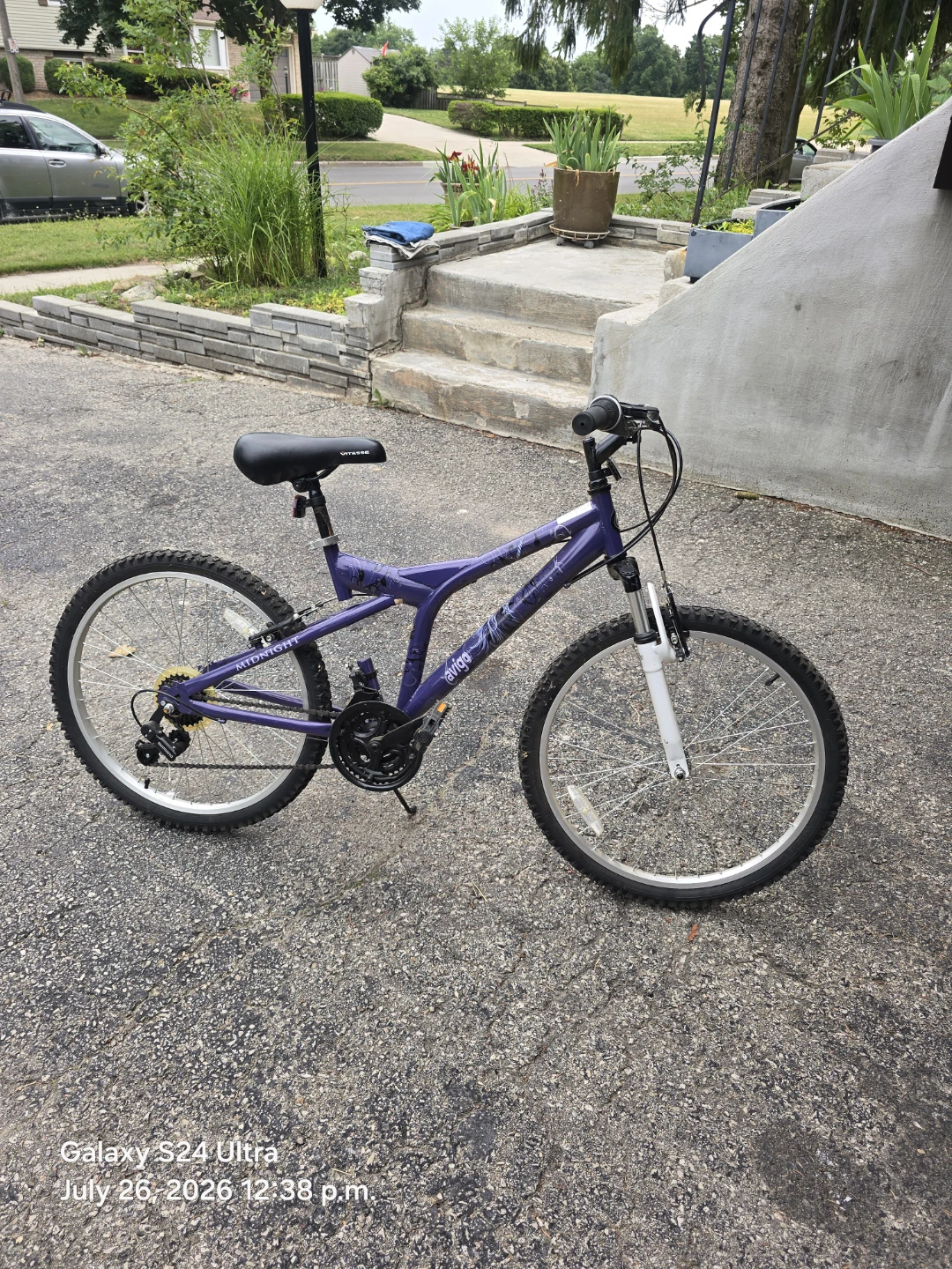 Girls 21 speed great condition.
