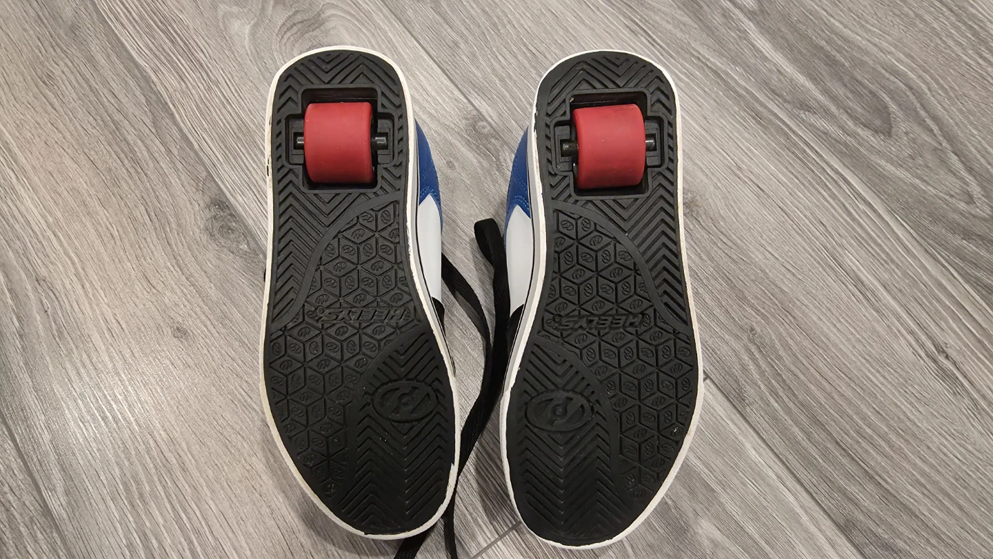 Heelys Voyager Youth 4 / Women's 5 Wheeled Shoes - photo 2