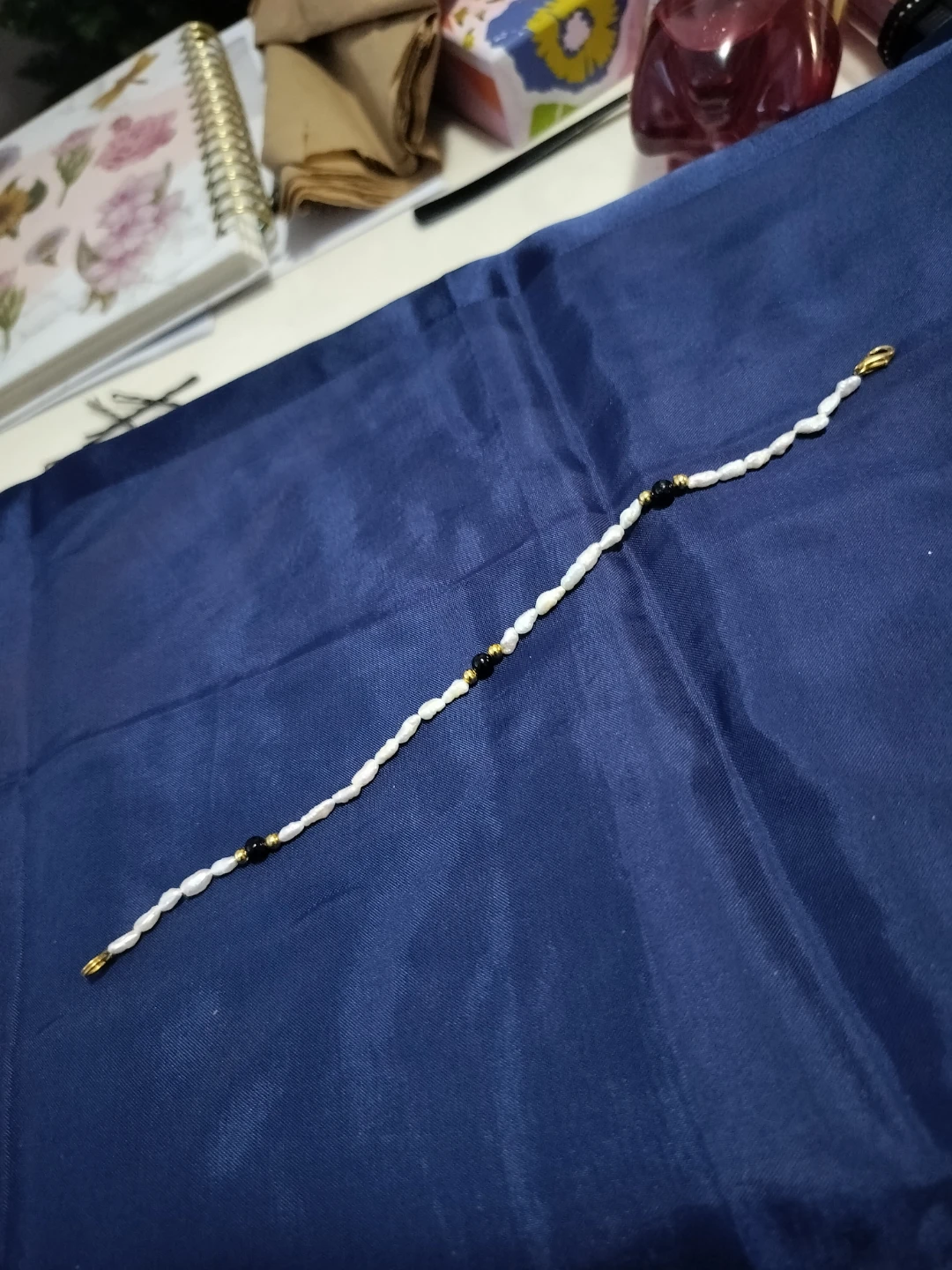 Pearl and Black Bead anklet