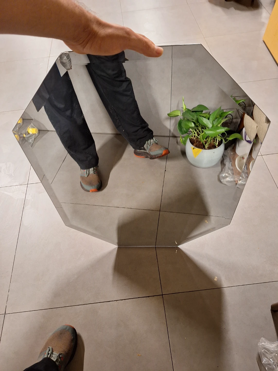 Octagon Shaped Wall Mirror - photo 4