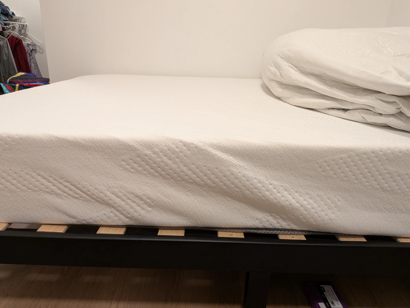Wooden Bed Frame (Queen) - photo 2