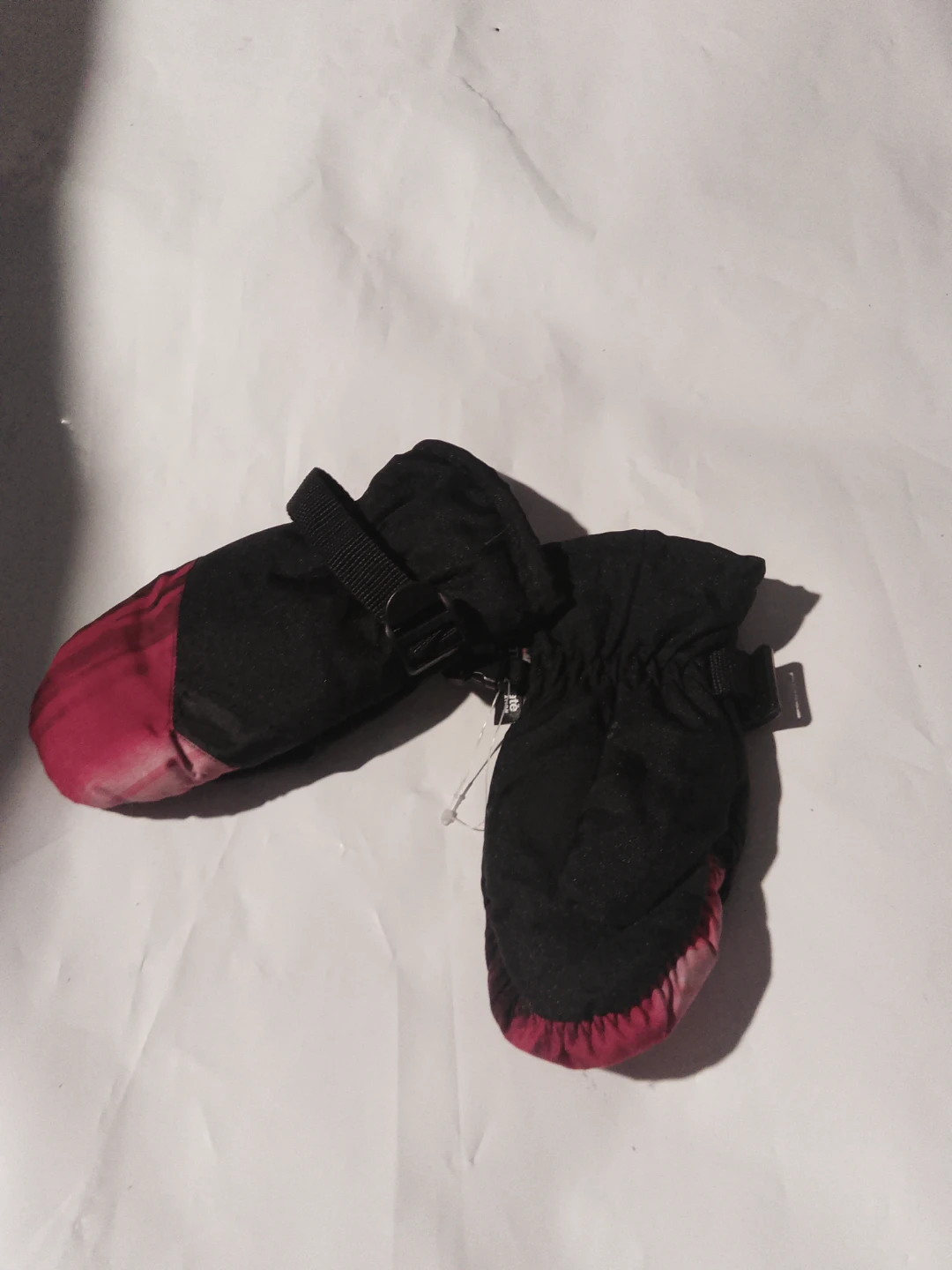 Creek Ridge Mittens - Black/red - Size 4-1 - photo 2