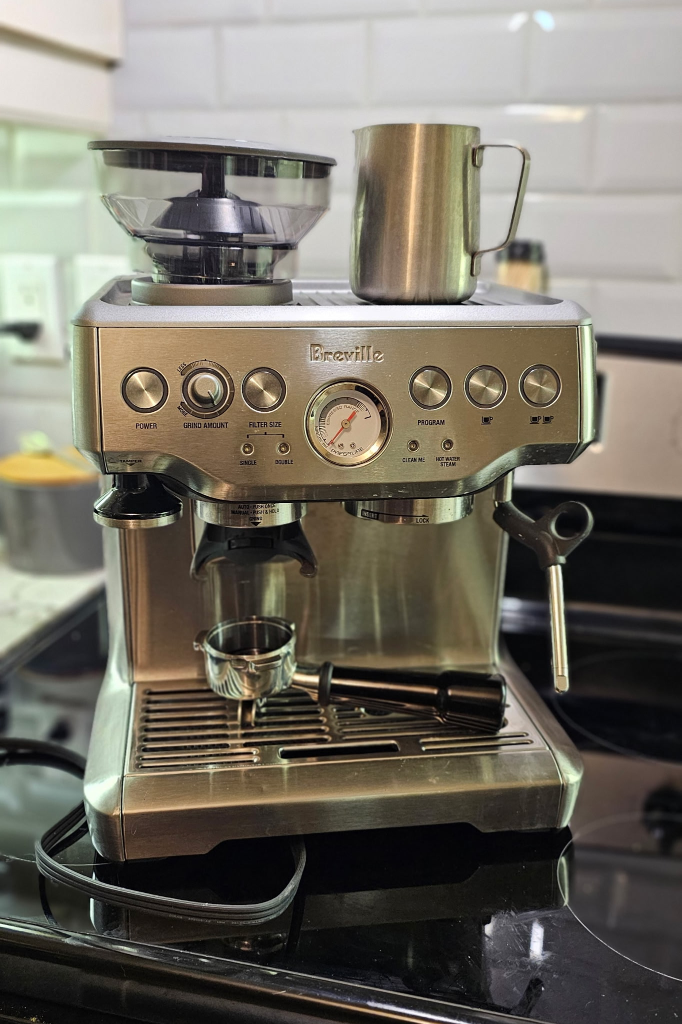 Breville Coffee Maker, the Barista express with box