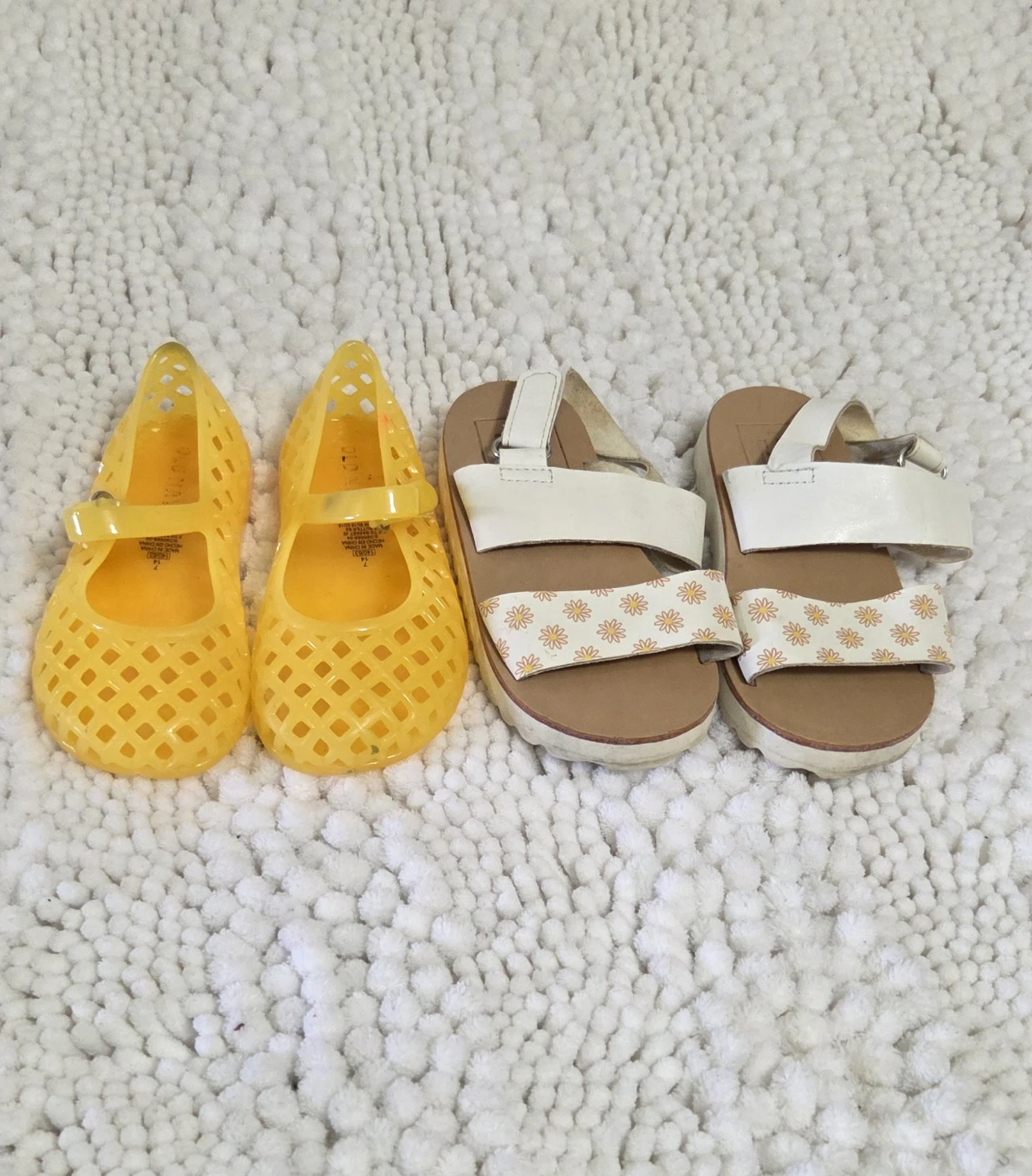 Children's Yellow Jelly Shoes & White Floral Sandals