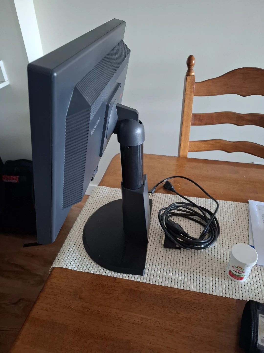 Lenovo L1940 Computer Monitor - photo 2