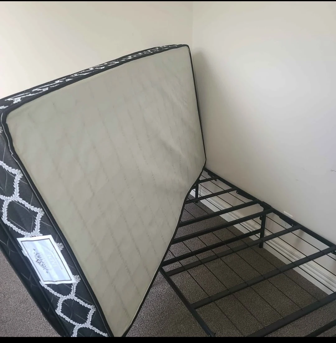 Twin Mattress 10-inch - photo 4