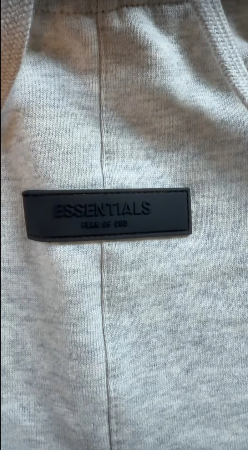 1:1 Fear of God Essentials Sweat Shorts - photo 3
