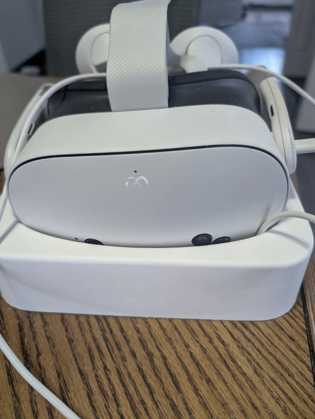 Meta Quest 3S 128GB virtual reality Wirelesss Monkenaut Bundle