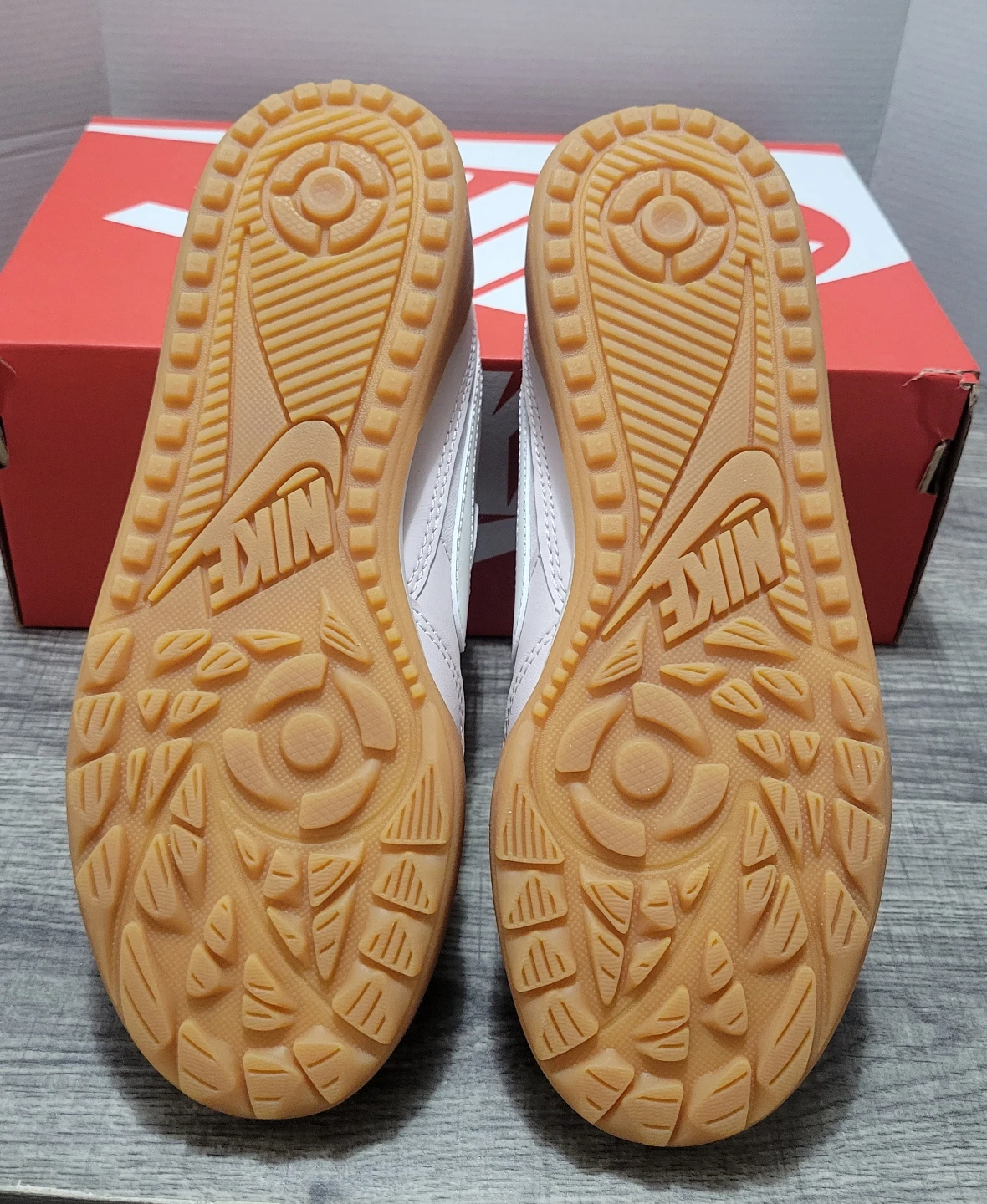 Nike Women's Shoes Size 5.5 - photo 5