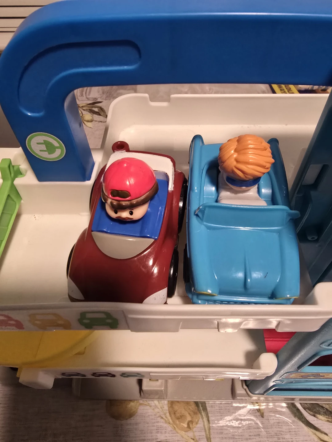 Fisher-Price Little People Garage Playset - photo 3