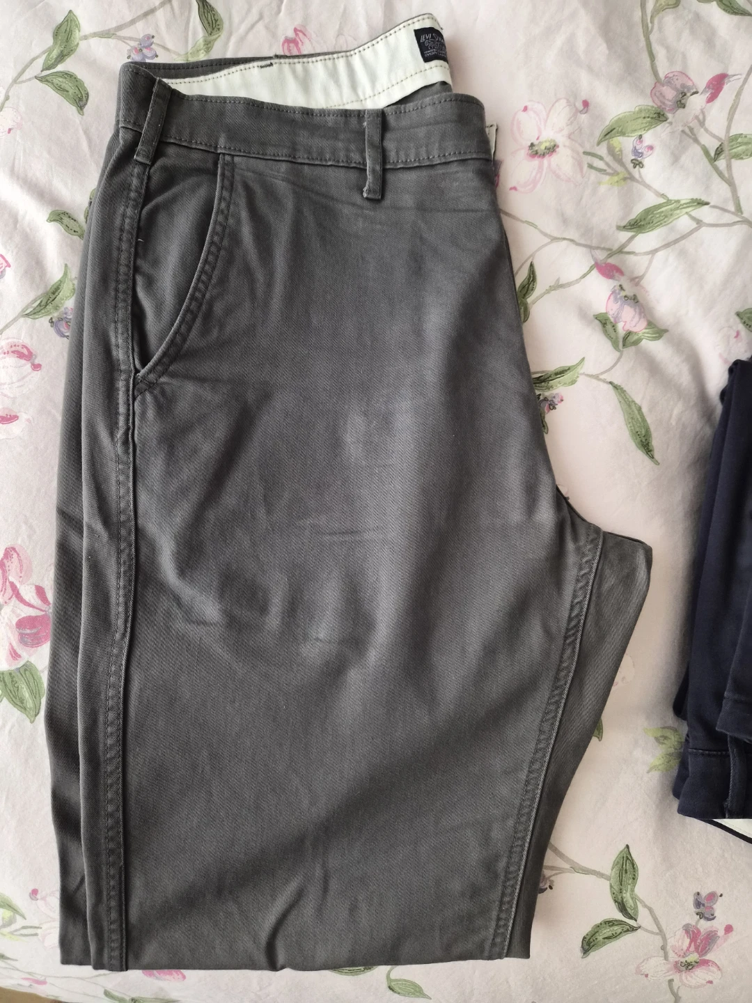 Levi's Men's Chinos - Grey & Navy