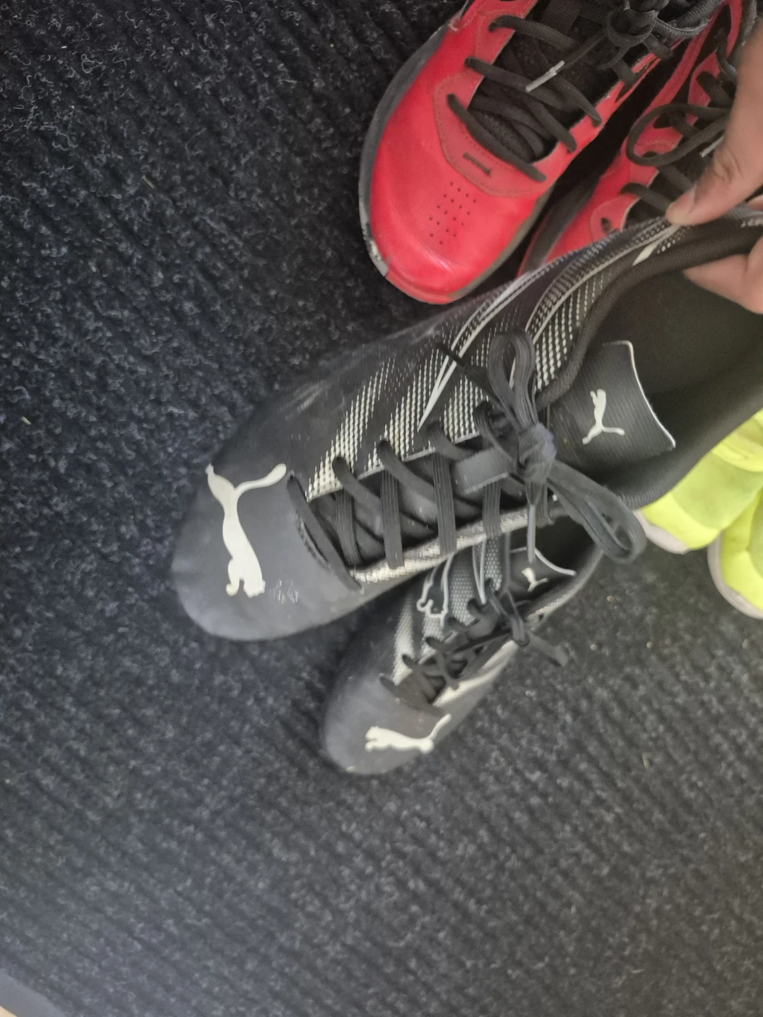 3 pair of shoes one is soccer 2nd is bassketball 3rd is running - photo 2