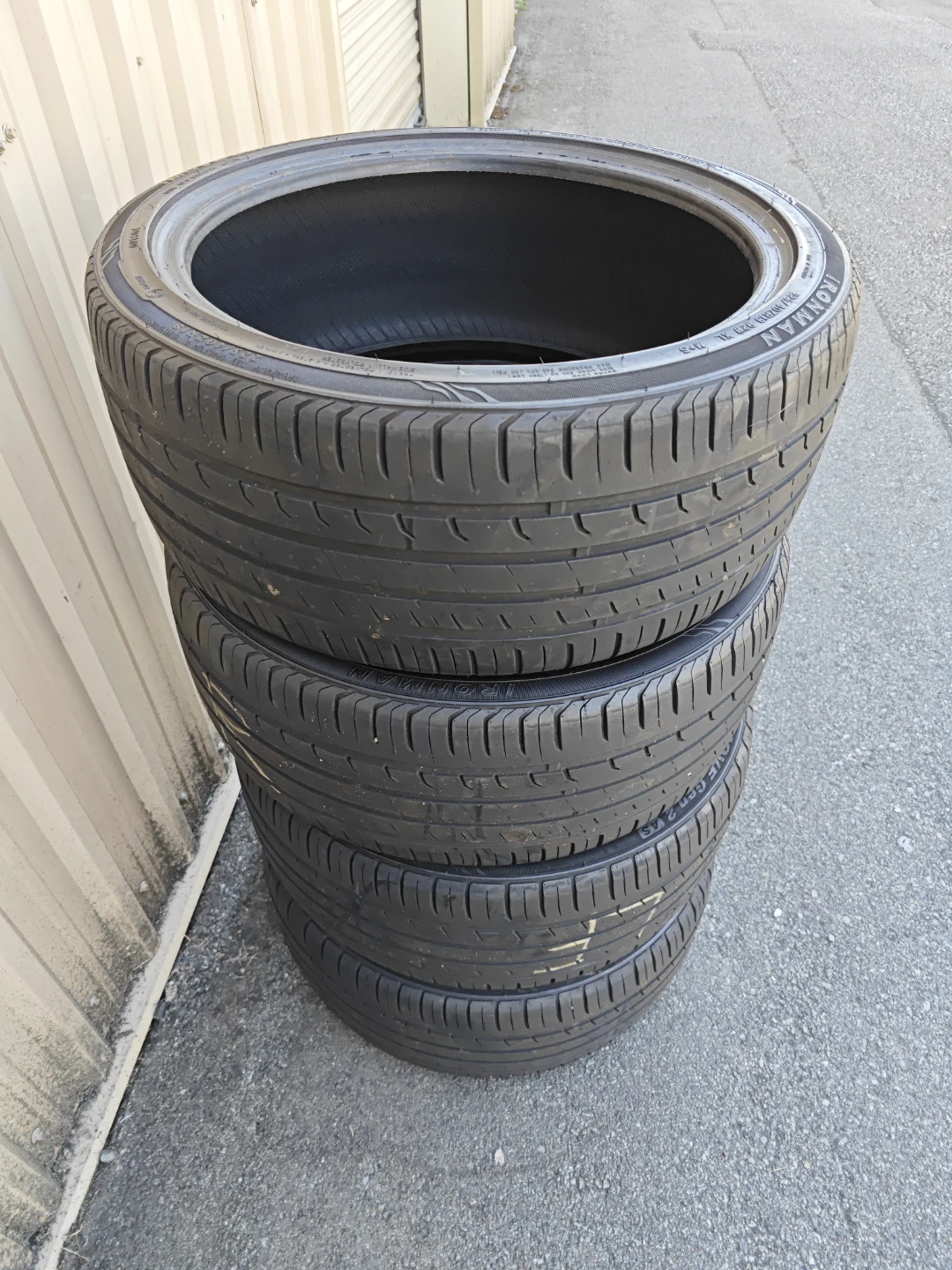 Ironman iMOVE Gen 2 AS Tires - 225/40ZR18