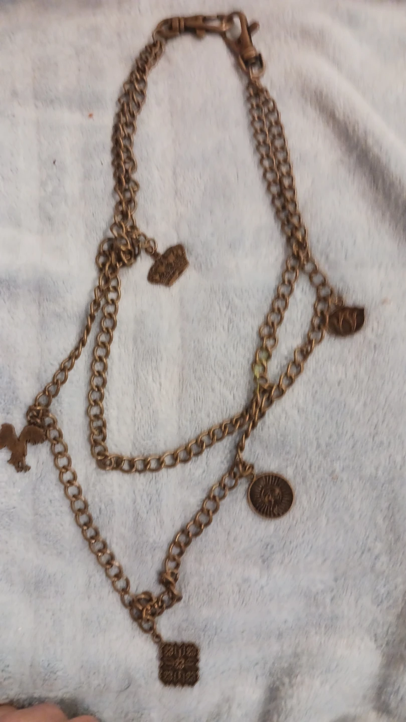 Multi-chain charm belt with pendants