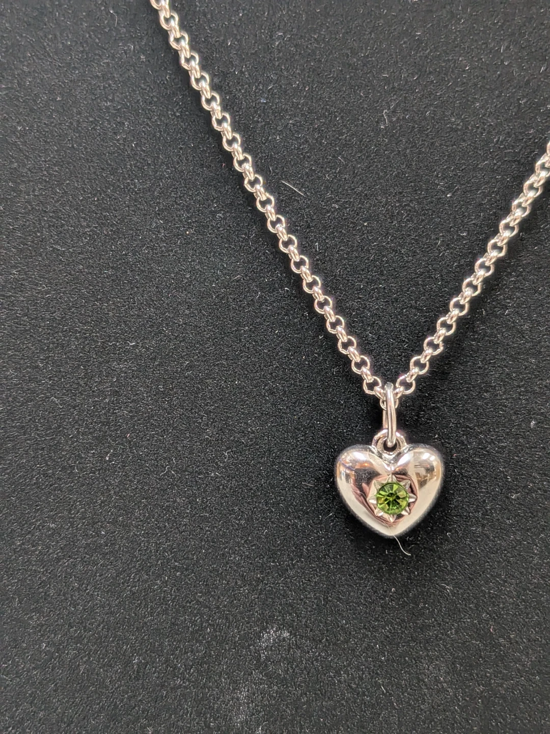 Rolo Chain with Faux Peridot Heart Pendant