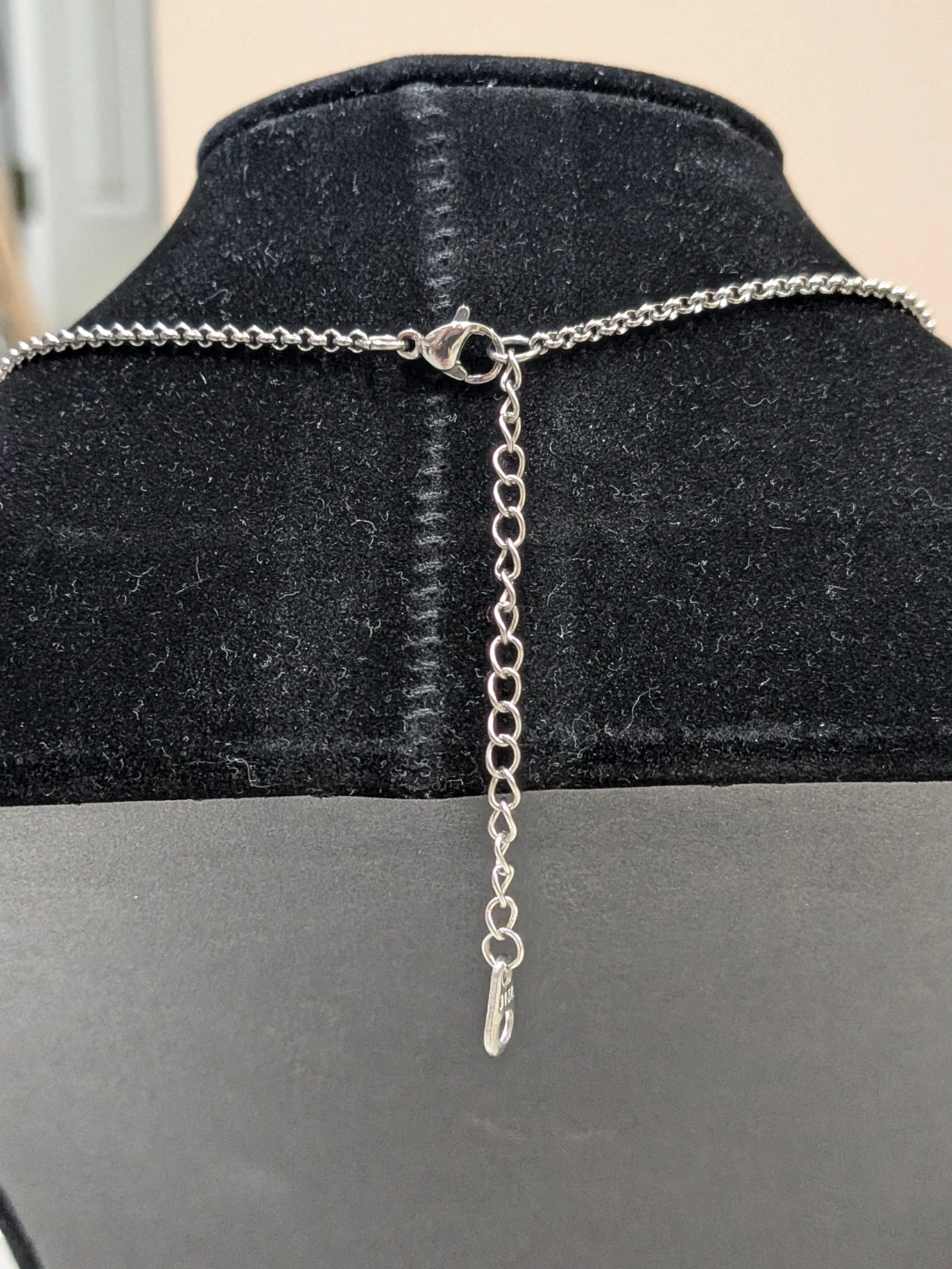 Rolo Chain with Faux Peridot Heart Pendant - photo 3