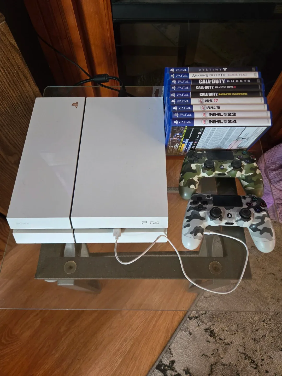 White Destiny PS4 and accessories