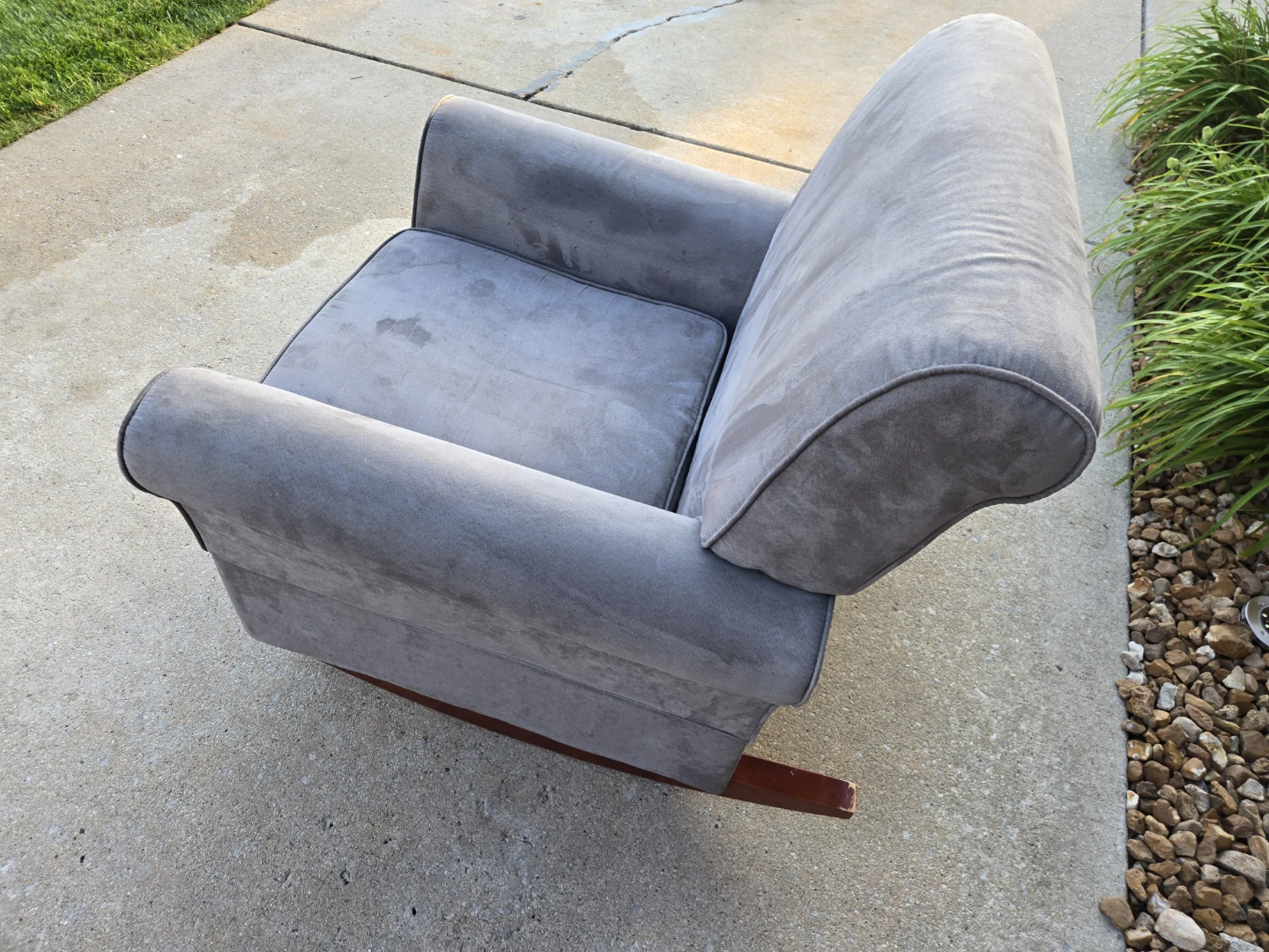 Gray Suede Rocking Chair - photo 4