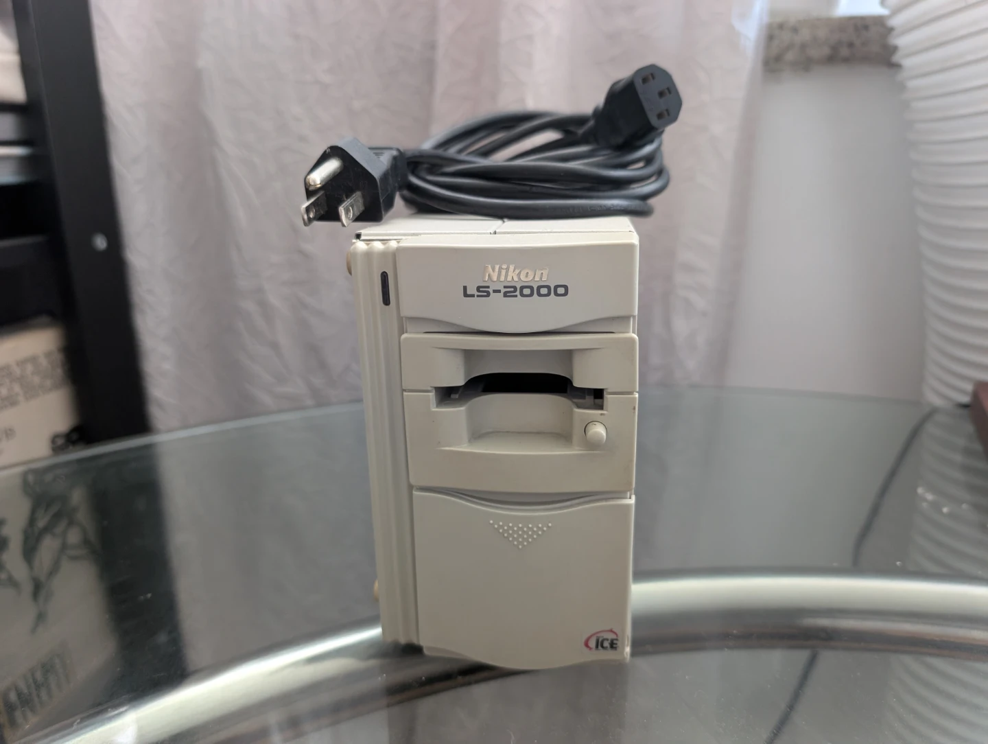 Nikon LS-2000 Scanner