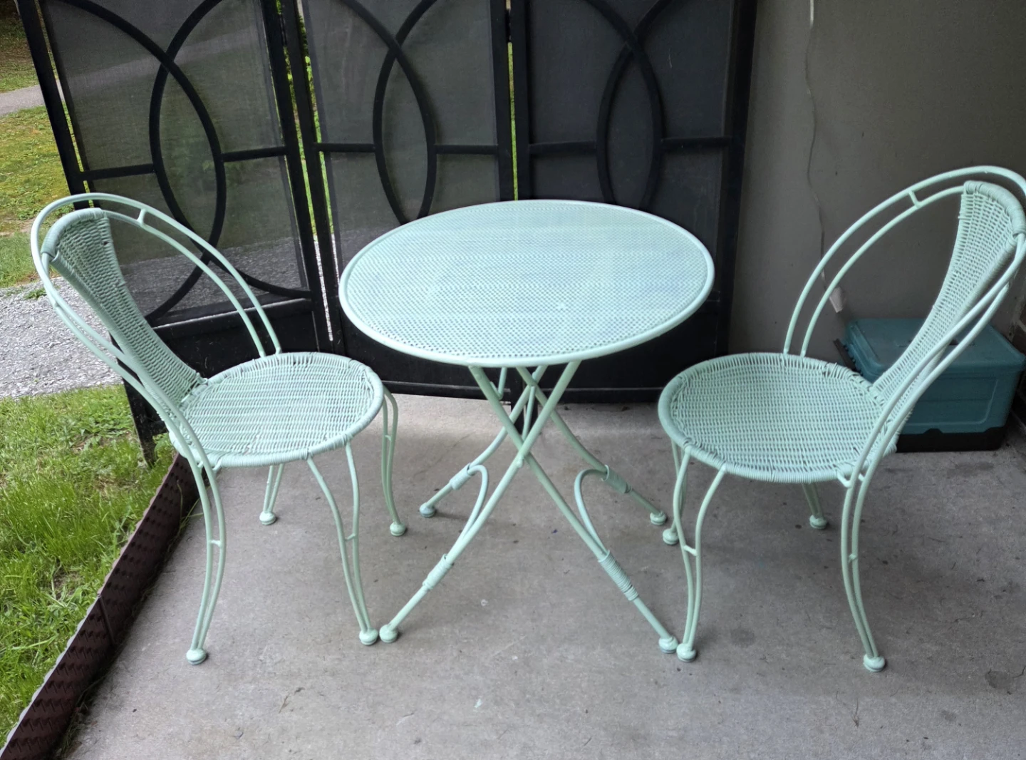 Charming Mint Green Bistro Set W/ Folding Table - photo 2