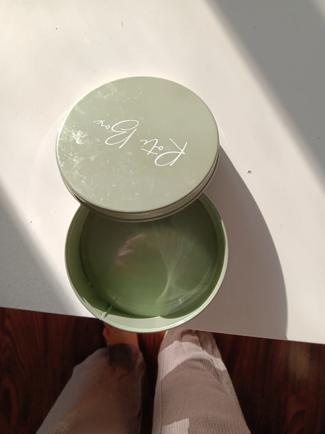 Moving Out sale-Roti Box Round Tin Container - photo 2