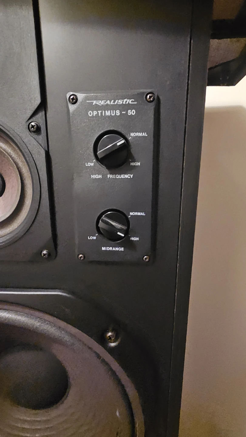 Realistic Optimus-50 Speakers - photo 5