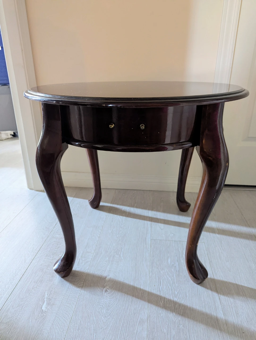 Side Table Rich Dark Mahogany Brown